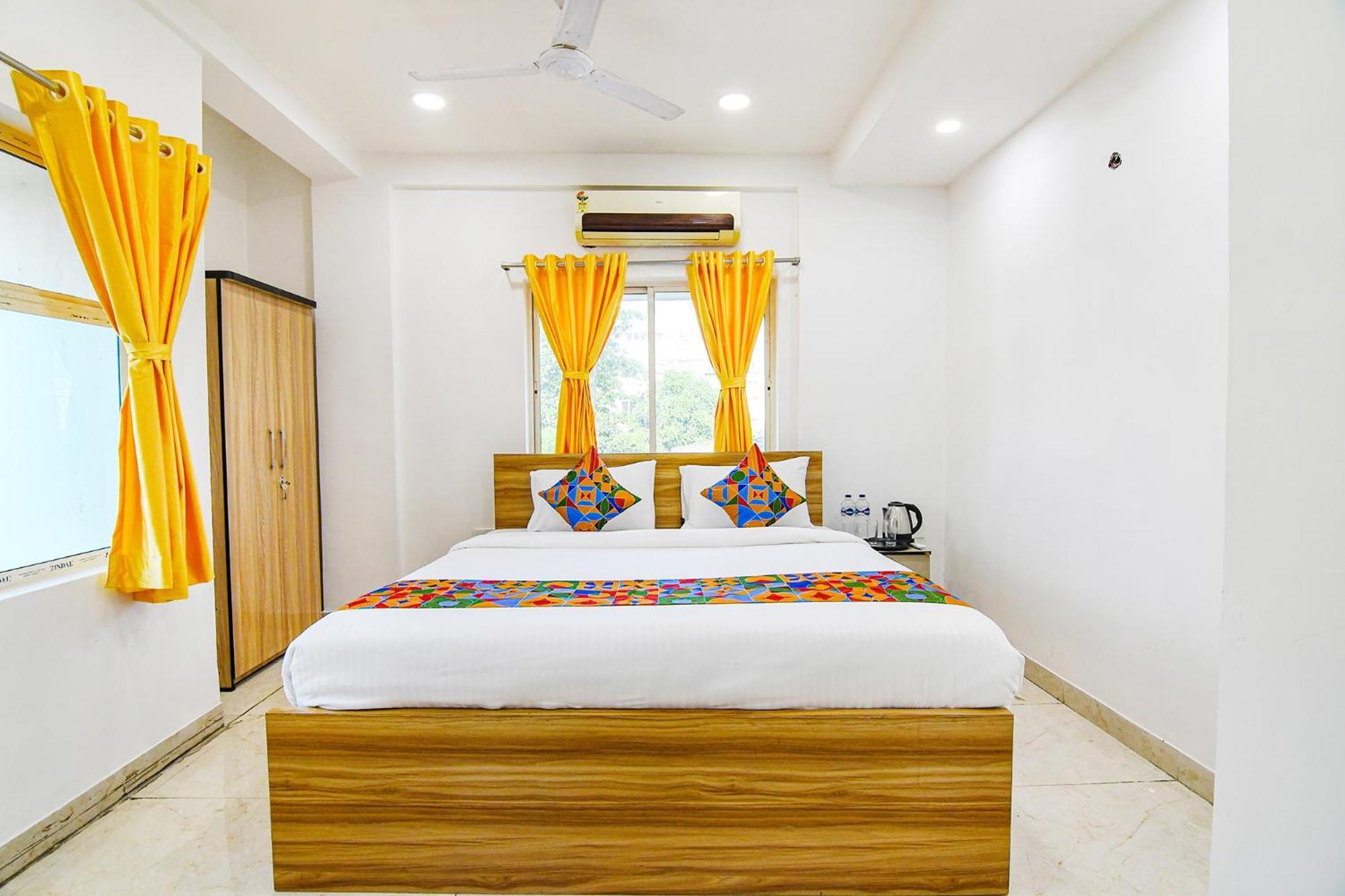 Fabhotel Grand Hazra Inn - Nr Ballygunge Station Calcutta Extérieur photo