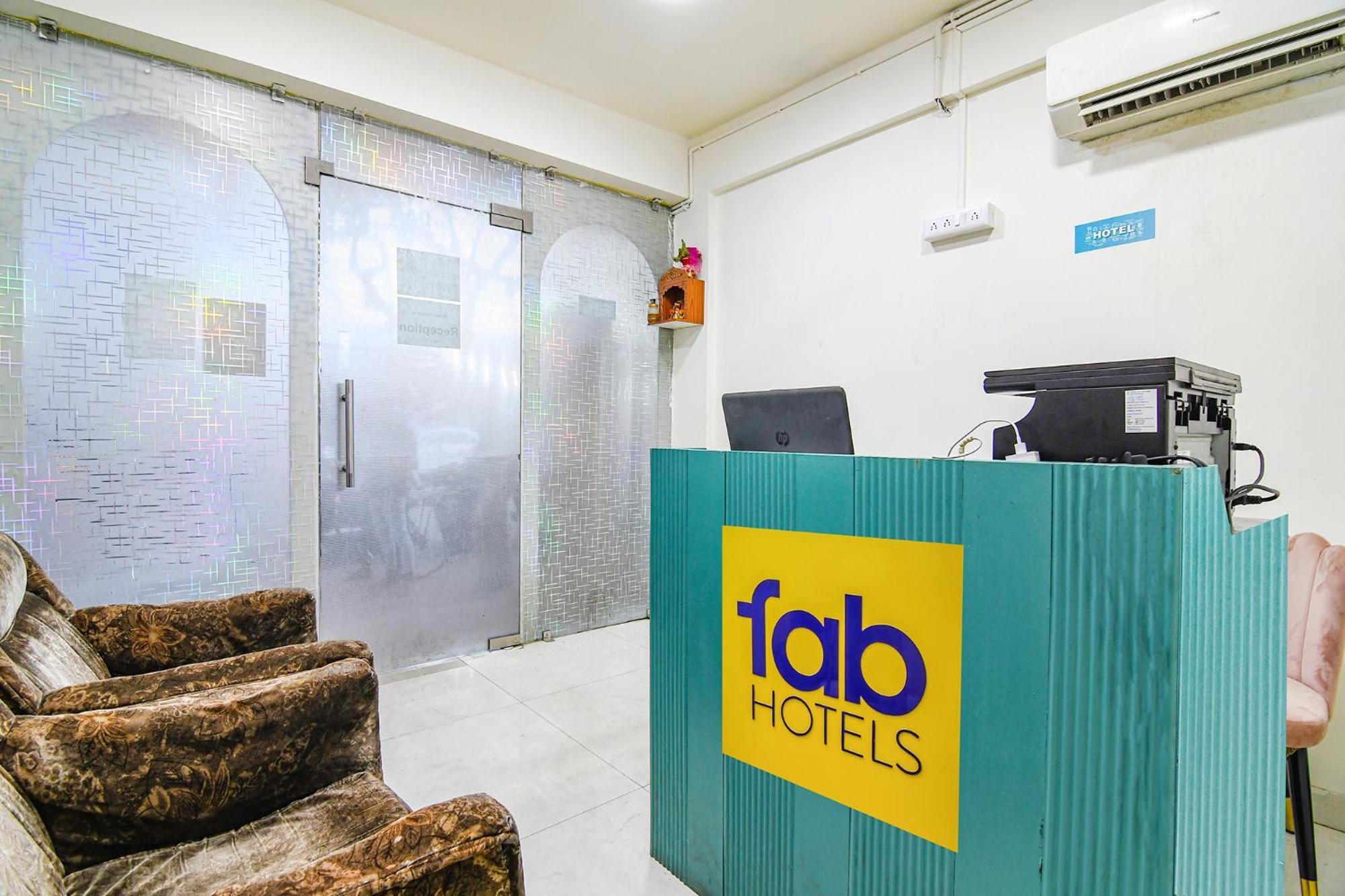 Fabhotel Grand Hazra Inn - Nr Ballygunge Station Calcutta Extérieur photo