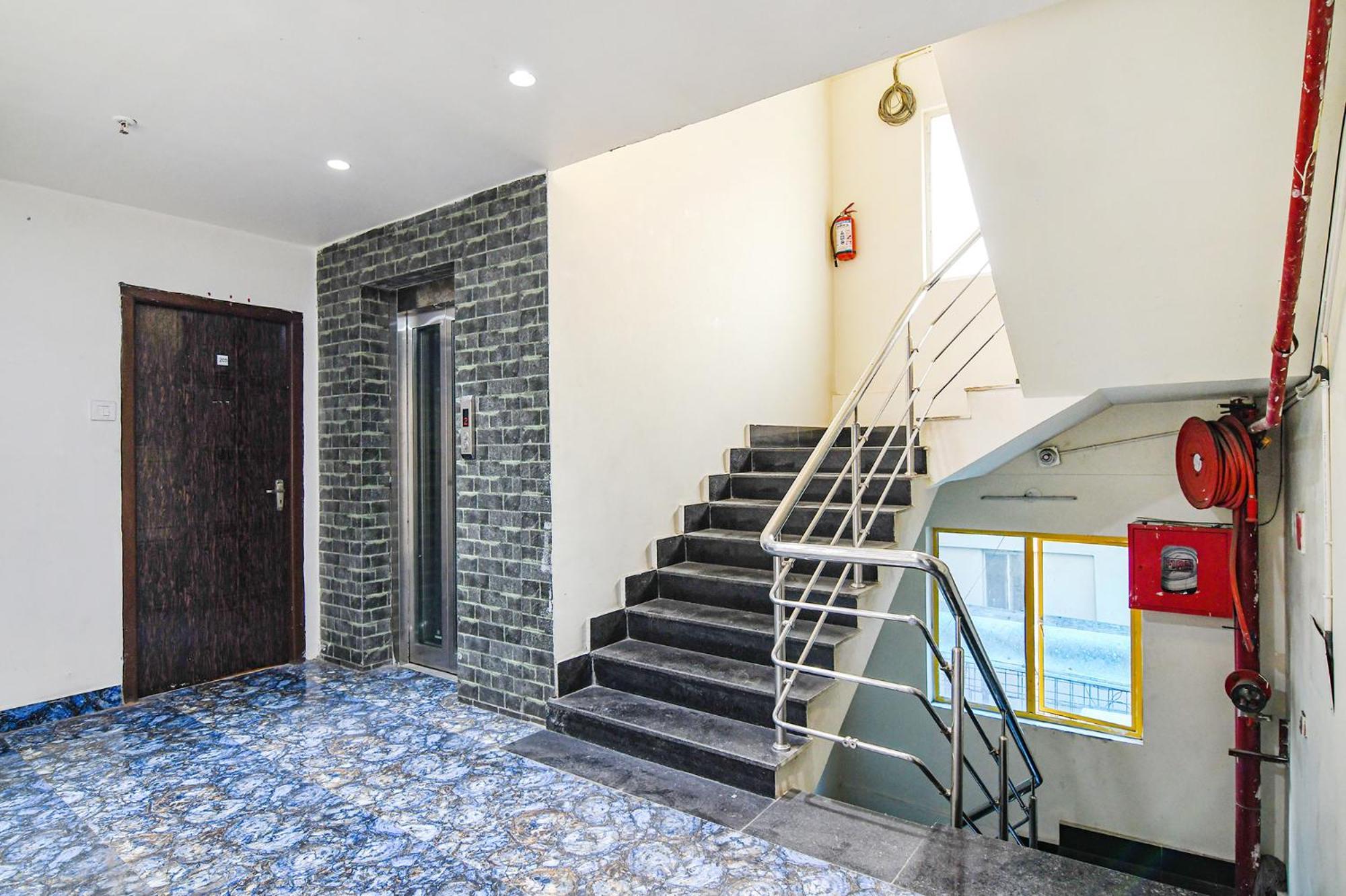 Fabhotel Grand Hazra Inn - Nr Ballygunge Station Calcutta Extérieur photo