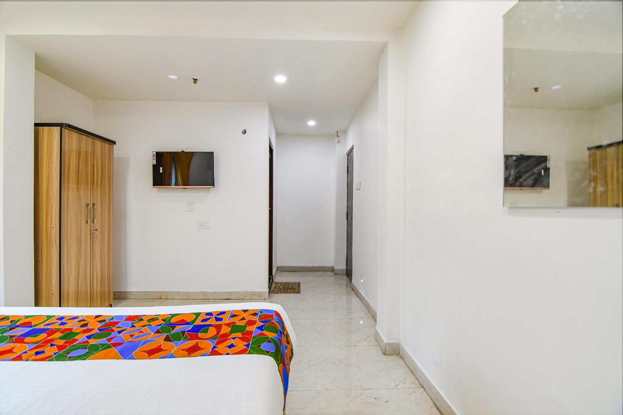 Fabhotel Grand Hazra Inn - Nr Ballygunge Station Calcutta Extérieur photo